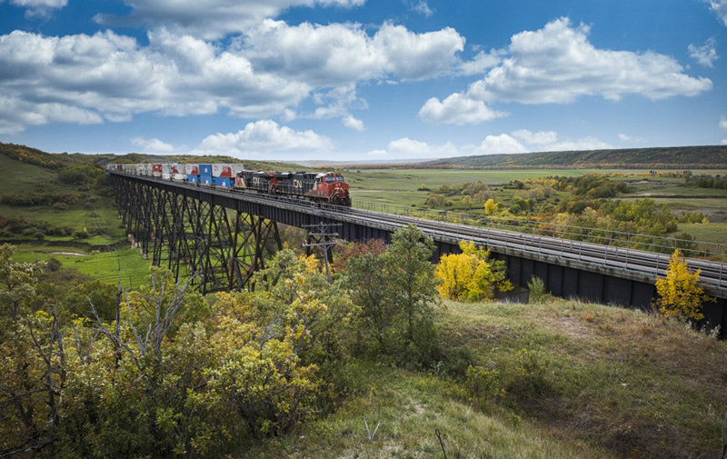Uno Bridge by Lynne Alexander